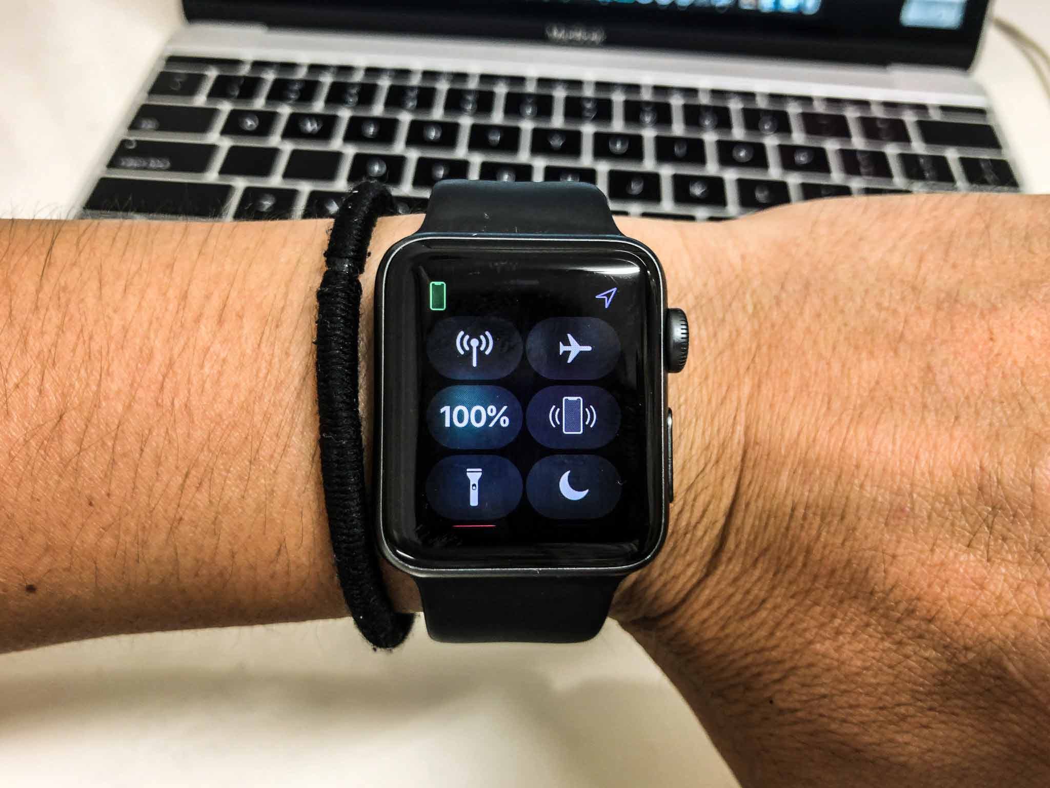 AppleWatchでiPhoneで探す画面の画像
