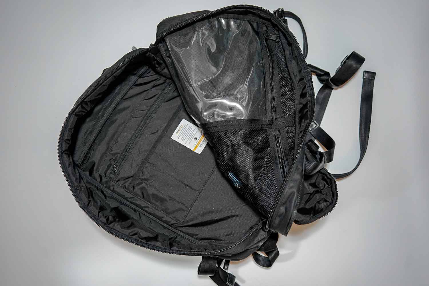 AS2OV[アッソブ] 最大サイズの収納ポケット