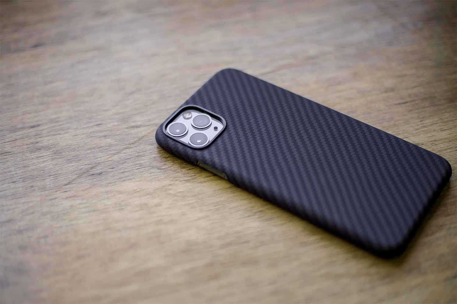 PITAKA-iPhone-11-pro-max-case-10